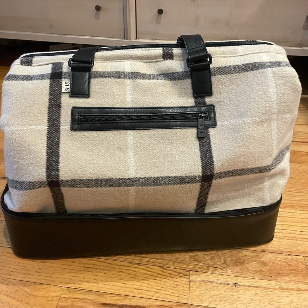 BEIS Weekender Duffle Bag Plaid